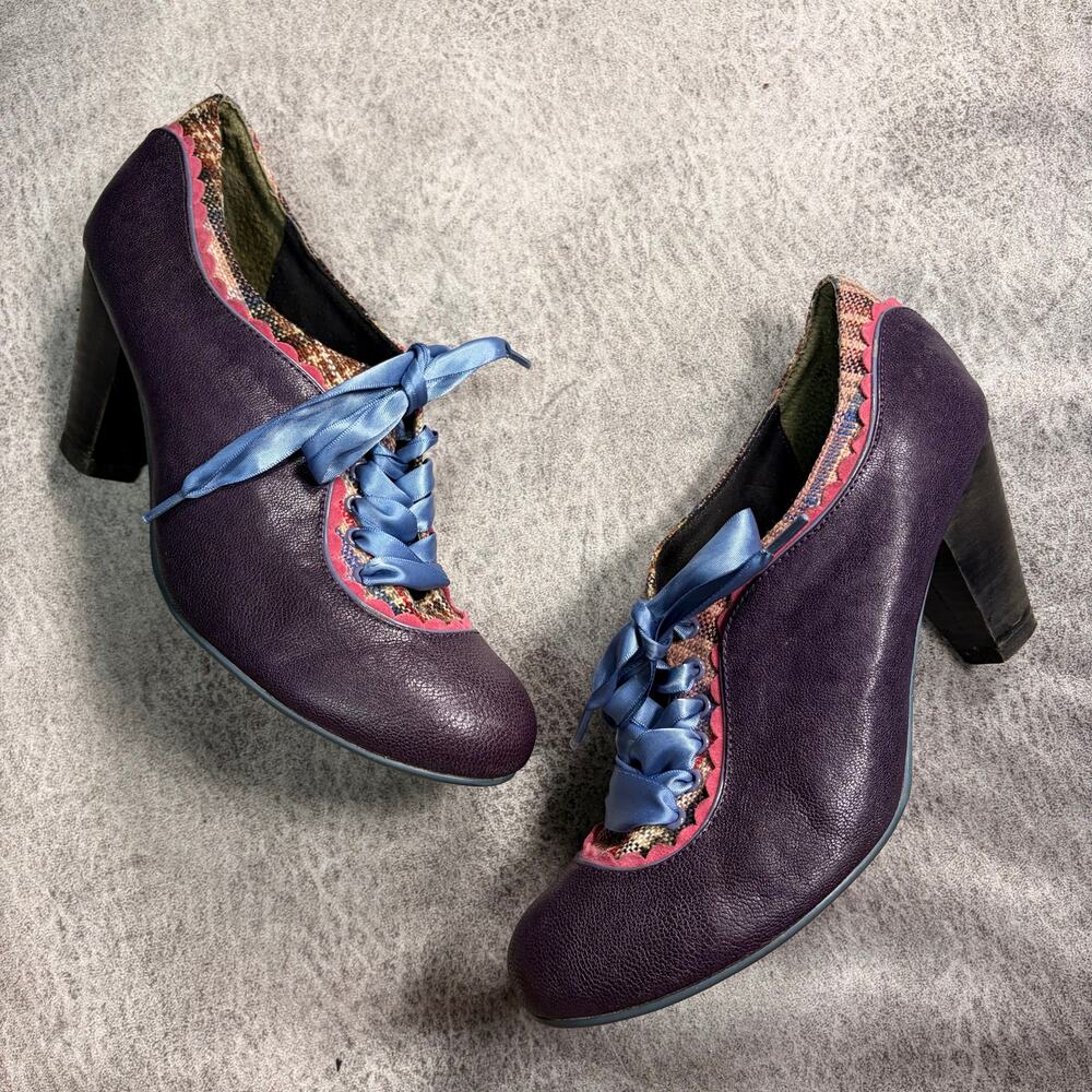 Vintage Poetic License Purple Oxford Heels